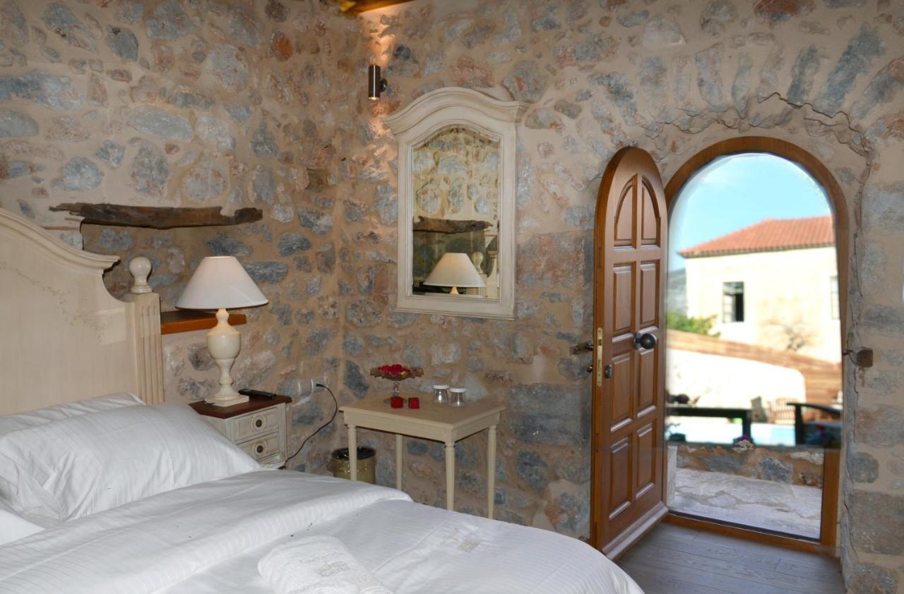 Archontiko Chioti Otel Leonídion Dış mekan fotoğraf