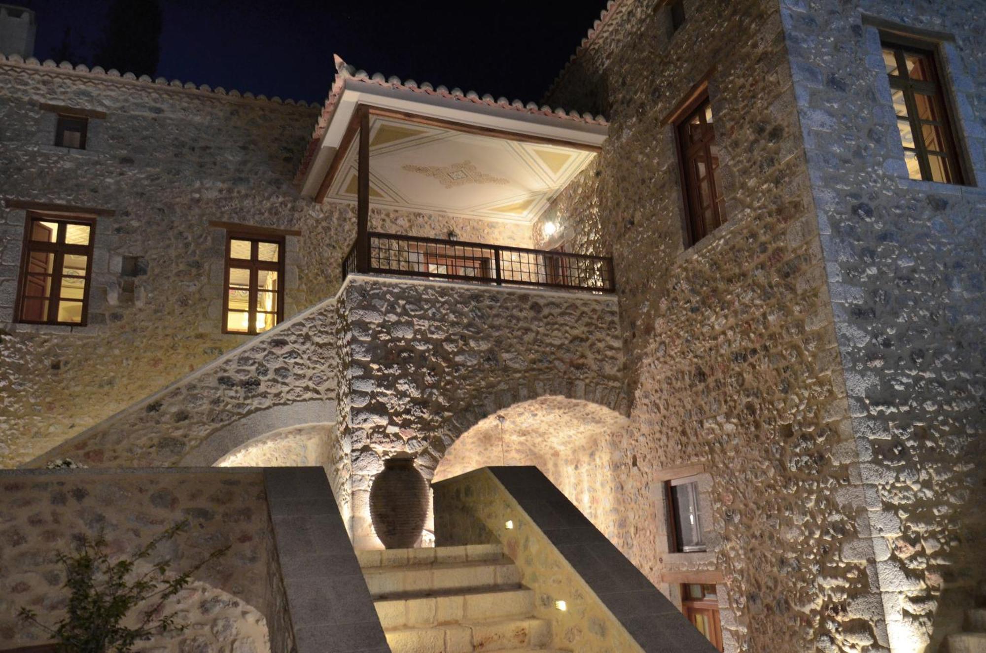 Archontiko Chioti Otel Leonídion Dış mekan fotoğraf