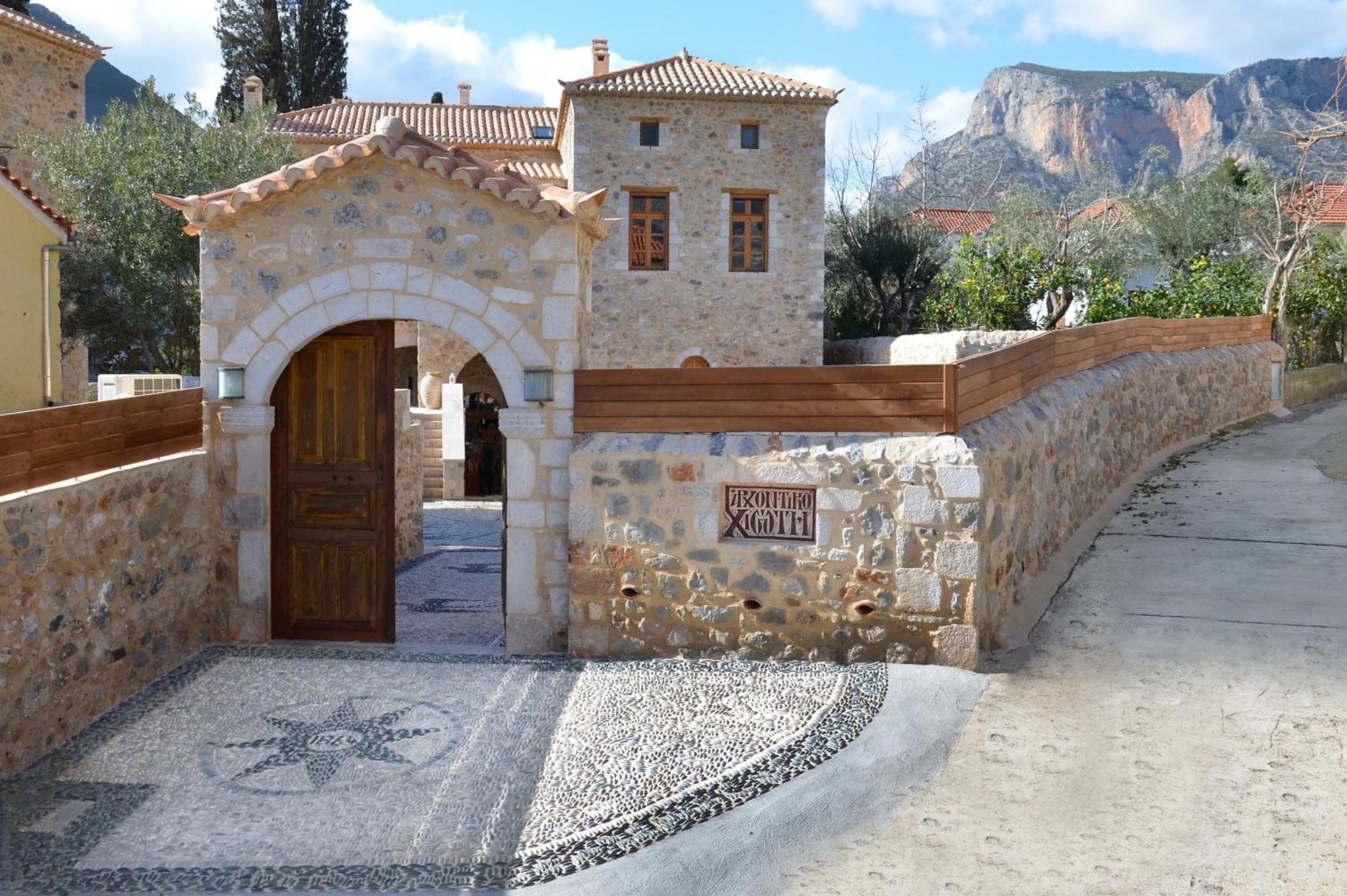 Archontiko Chioti Otel Leonídion Dış mekan fotoğraf