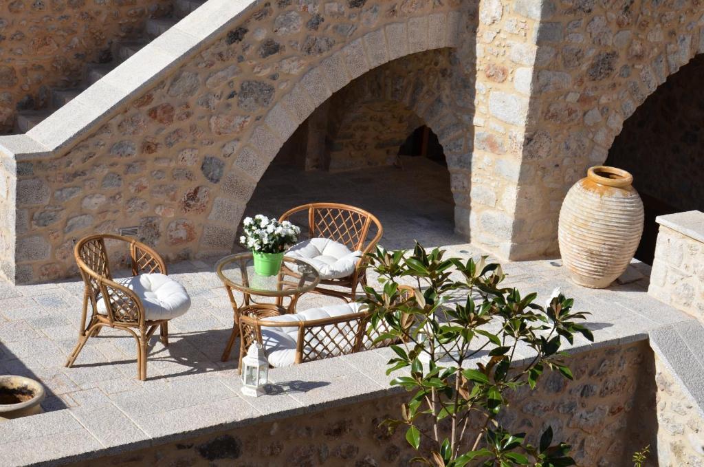 Archontiko Chioti Otel Leonídion Dış mekan fotoğraf
